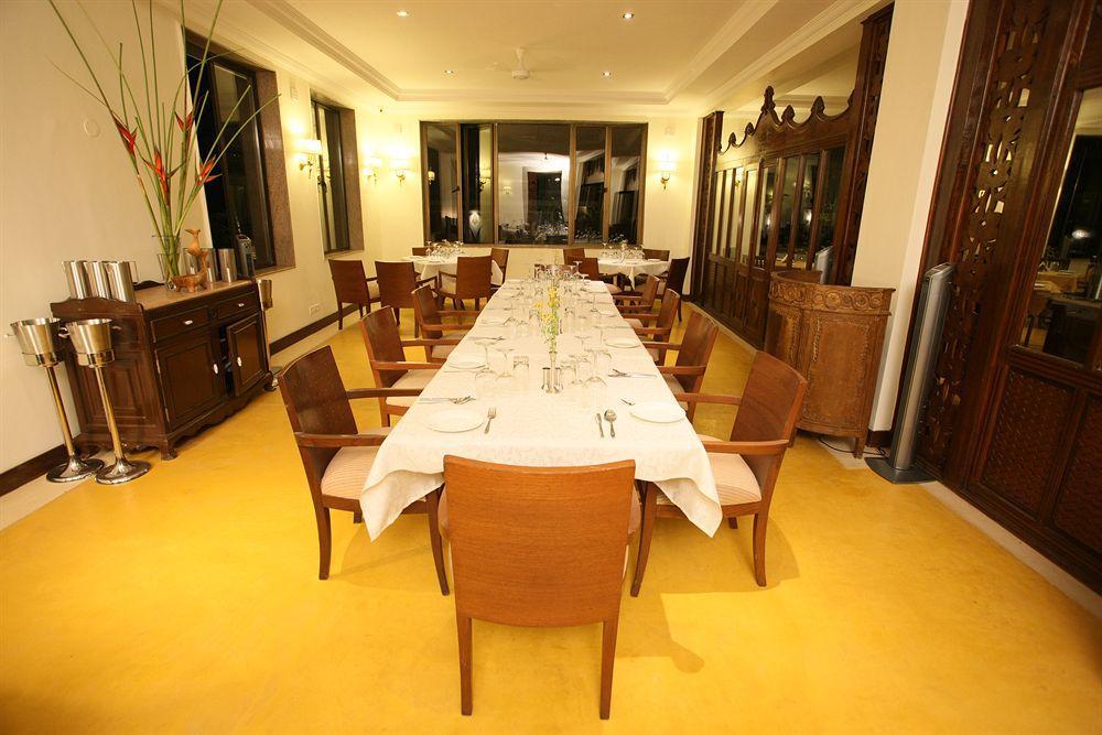 Club Mahindra Acacia Palms Hotell Colva Exteriör bild