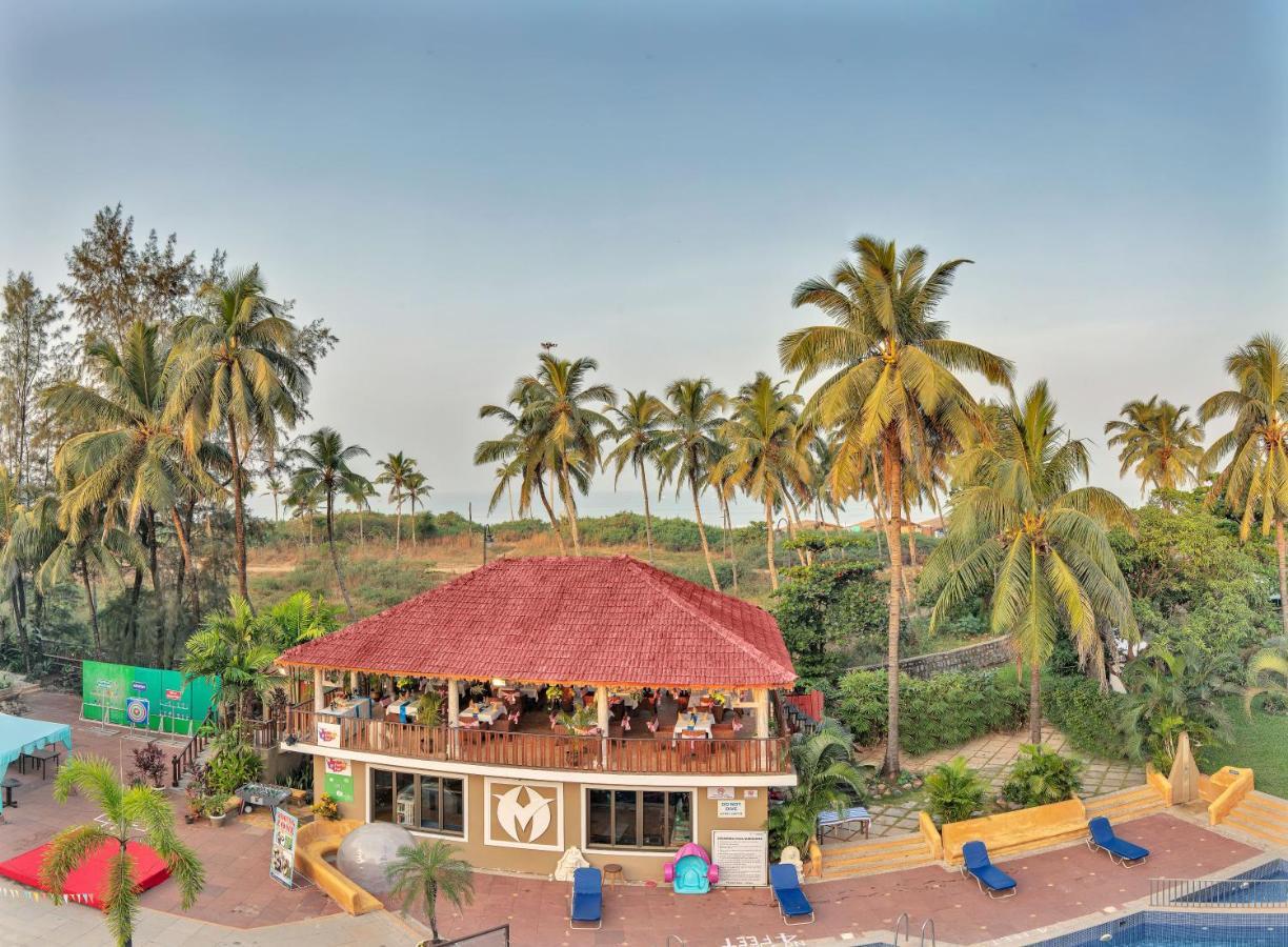 Club Mahindra Acacia Palms Hotell Colva Exteriör bild