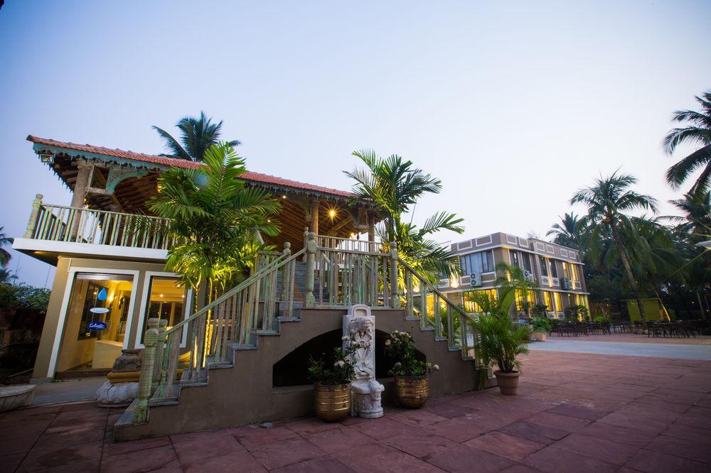 Club Mahindra Acacia Palms Hotell Colva Exteriör bild